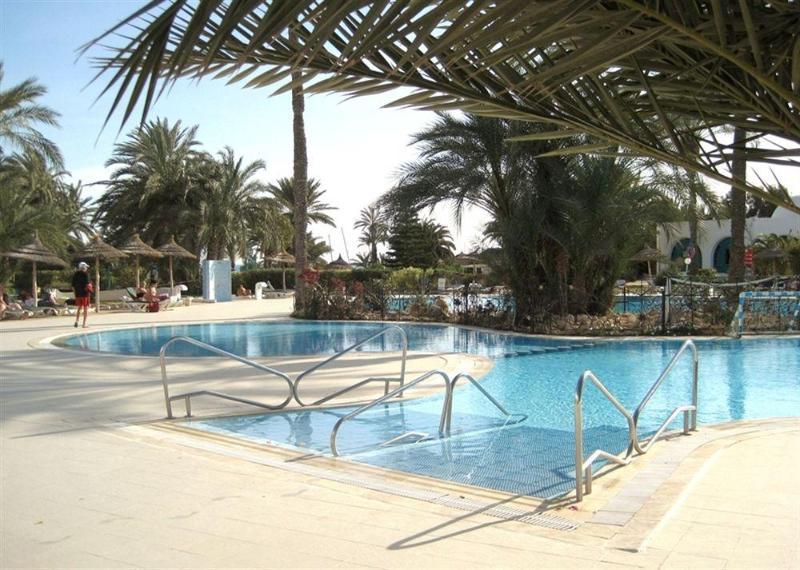 Golf Beach Hotel Aghir Bagian luar foto